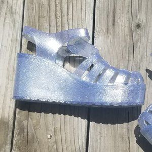 Silver Platform Jelly